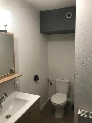 Salle de bains dans l'établissement Le gite 3 - Le Château du Lichtenberg