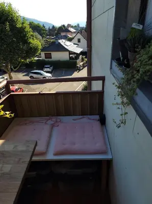 Balcon ou terrasse dans l'établissement Appartement Au Cigogneau Wifi-Netflix-Balcon-Parking