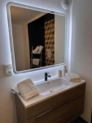 Salle de bains dans l'établissement Hot'Vosges