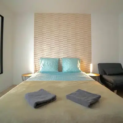 B&B Chambre cosy avec petit-déjeuner inclus Parking prive & box vélo sur la Route des vins