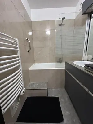 Salle de bains dans l'établissement Le Panorama - GÎTES MARCK