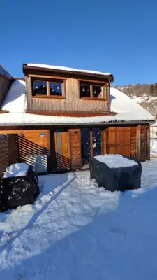 L'établissement Valley Lodge en hiver