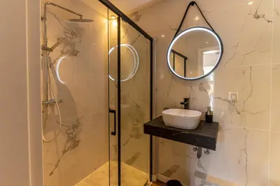 Salle de bains dans l'établissement Appartement Cosy avec Jardin au Centre Historique de Sélestat & Proche Europa-Park