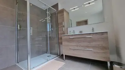 Salle de bains dans l'établissement Chez Patisa - Business and Tourism - RBNB