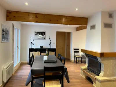 Coin salon dans l'établissement Chalet Gentiane