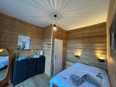 Un ou plusieurs lits dans un hébergement de l'établissement L'apparté de G, Gîte 3 étoiles de montagne cosy