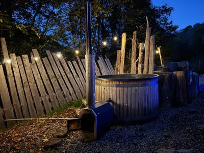 Jardin de l'établissement Domaine des Constellations - Tiny Houses & Bains Nordiques