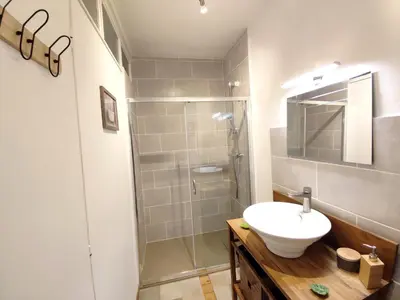 Salle de bains dans l'établissement Le petit Fremis / 5 Kms des pistes / axe Nancy-Thann