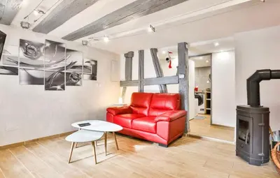 Coin salon dans l'établissement L’Alsacienne room et spa