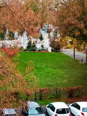 Jardin de l'établissement Rare à Colmar - Appartement Champ de Mars vue sur Parc - 70m2 - 2 chambres