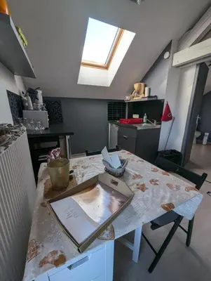 Cuisine ou kitchenette dans l'établissement LE STUDIO COSY DE CHAMPDRAY