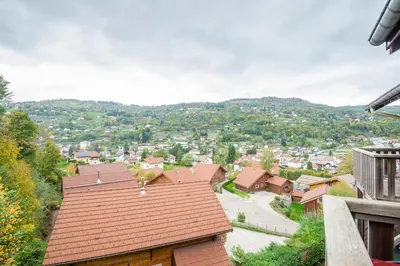 Vue générale sur la montagne ou vue sur la montagne depuis l'appartement