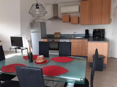 Cuisine ou kitchenette dans l'établissement A l'Orée du Bois Les Bouleaux