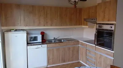 Cuisine ou kitchenette dans l'établissement Chez Vivi et Jean Pierre Maison 9 personnes au calme vue montagne WIFI