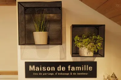 Plan de l'établissement Splendide appartement style chalet classé 4 étoiles, terrasse face à la montagne
