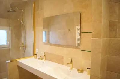 Salle de bains dans l'établissement Au coeur de l'Alsace - Gîtes