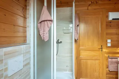 Salle de bains dans l'établissement Chalet Café-Chocolat