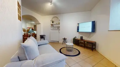 Télévision ou salle de divertissement dans l'établissement Magic Home - Les Taillandiers