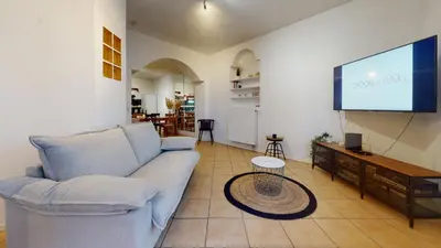 Télévision ou salle de divertissement dans l'établissement Magic Home - Les Taillandiers