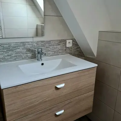 Salle de bains dans l'établissement L'Auberge SYRA - Gites Alsace - Proche EuropaPark