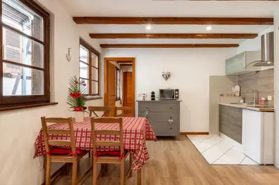 Cuisine ou kitchenette dans l'établissement Travel Homes - Tanneur 3, just next to Little Venice