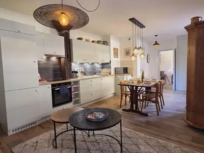 Cuisine ou kitchenette dans l'établissement Colmar - Le Nichoir - Centre historique - Parking Gratuit - Box vélo & poussette