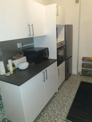 Cuisine ou kitchenette dans l'établissement LOVE Appartement partagé avec le proprietaire
