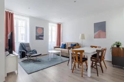 Coin salon dans l'établissement Travel Homes - Niffel 2 - Un havre de paix près du Parc