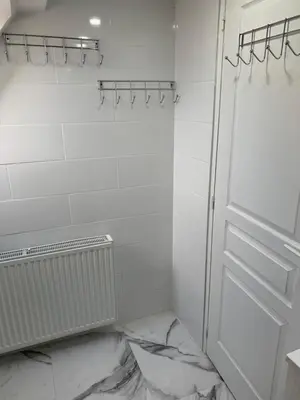 Salle de bains dans l'établissement Chambre rustique avec double lit et sa salle de bain privée