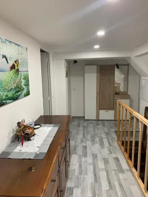 Cuisine ou kitchenette dans l'établissement Chambre rustique avec double lit et sa salle de bain privée