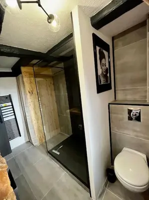 Salle de bains dans l'établissement Appartement de charme alsacien, centre historique