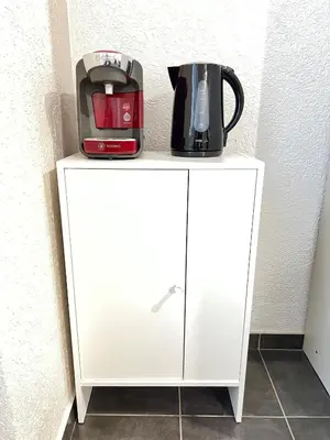 Plateau bouilloire dans l'établissement Cosy 0 , Mulhouse centre