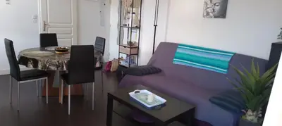 Coin salon dans l'établissement CHEZ JOSY