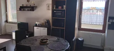 Cuisine ou kitchenette dans l'établissement CHEZ JOSY