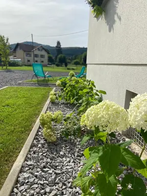 Jardin de l'établissement Les Catèdjes