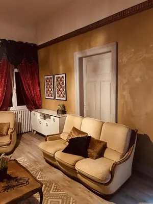 Coin salon dans l'établissement LA MARIEFACTURE - Comme à l'Opéra