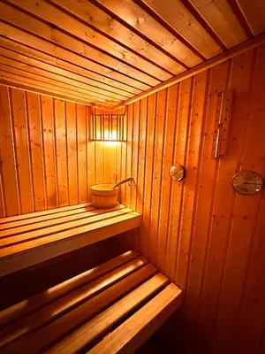 Plan de l'établissement Gîte Le Pingu - spacieux, calme, plein sud - cabine sauna - 8 personnes