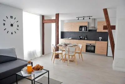 Cuisine ou kitchenette dans l'établissement La Pomme Du Président II