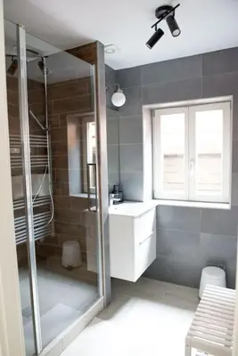 Salle de bains dans l'établissement La Pomme Du Président II