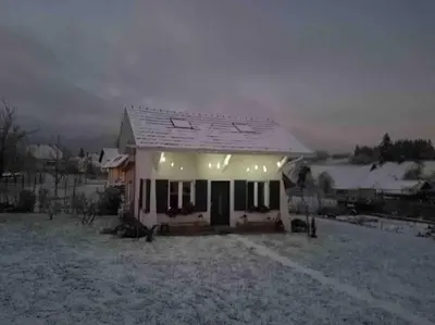 L'établissement Gîte le Charmot, au pied des montagnes classé 3* en hiver