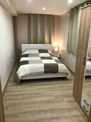 Un ou plusieurs lits dans un hébergement de l'établissement Paisible logement tout équipé pour 1 à 6 personnes