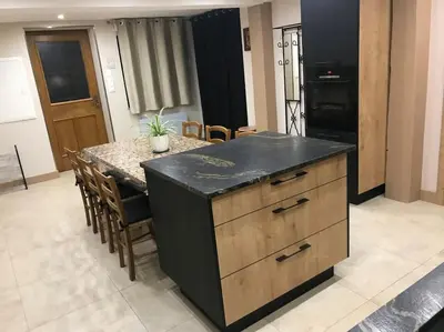 Cuisine ou kitchenette dans l'établissement Paisible logement tout équipé pour 1 à 6 personnes