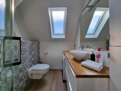 Salle de bains dans l'établissement Travel Homes - NewGate 3, elegant, heart of Colmar