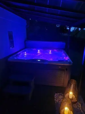 Plan de l'établissement Chalet les Jales, Jacuzzi