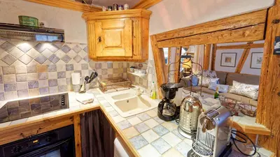 Cuisine ou kitchenette dans l'établissement Remparts de Riquewihr - La Sentinelle