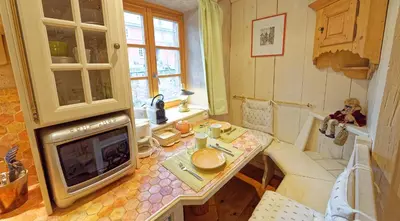 Cuisine ou kitchenette dans l'établissement Remparts de Riquewihr - Refuge du Lutin - Studio