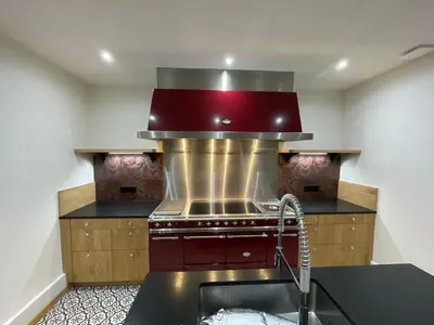 Cuisine ou kitchenette dans l'établissement La maison des douceurs