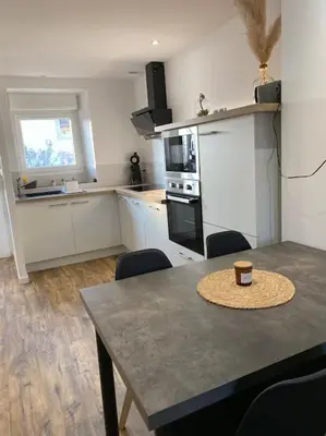 Cuisine ou kitchenette dans l'établissement Chez mémère, Vosges