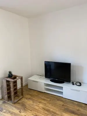 Télévision ou salle de divertissement dans l'établissement Chez mémère, Vosges
