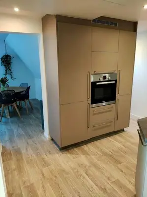 Cuisine ou kitchenette dans l'établissement Au pied du Château